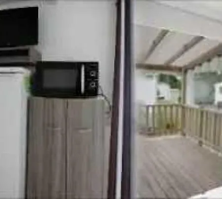 Mobilhome 4 Etoiles - Piscine - Eeaidg مكان تخييم *